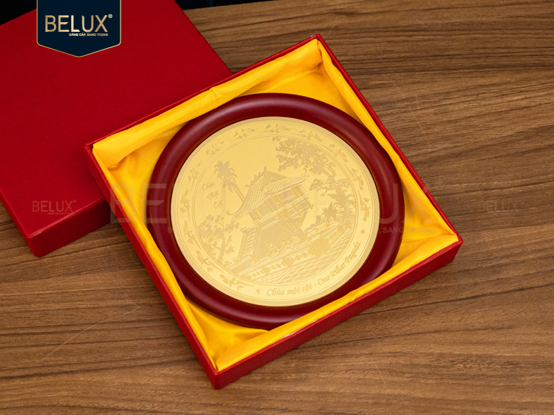 Mặt đĩa ăn mòn Chùa Một Cột bằng đồng